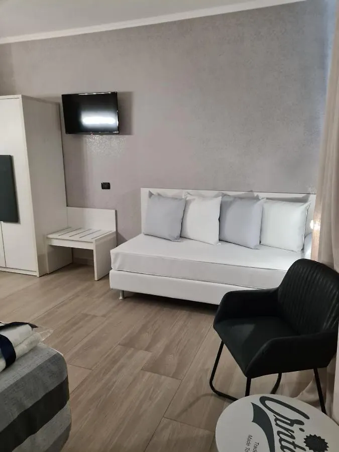 Albis Rooms Guest House Fiumicino
