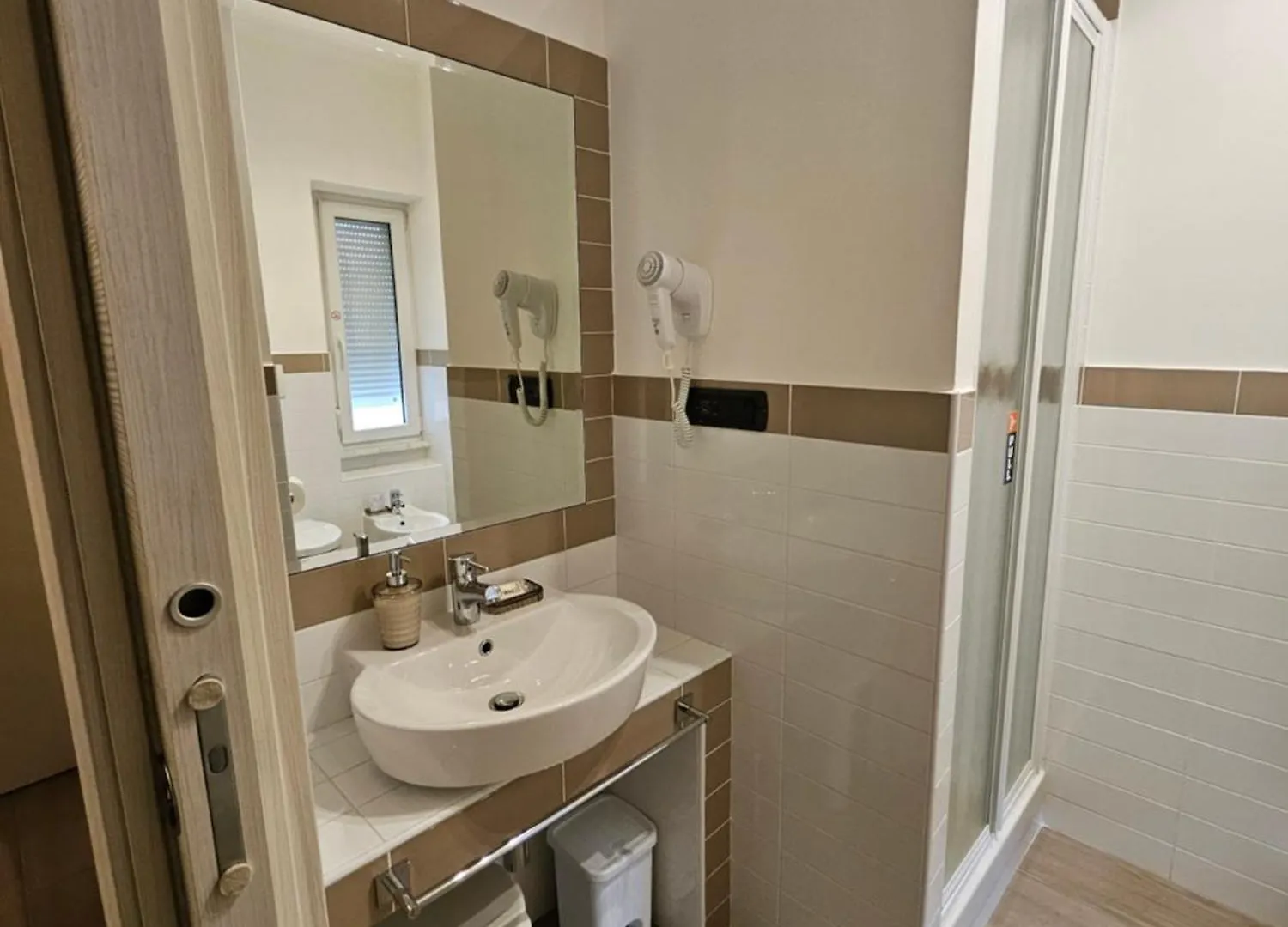 Albis Rooms Guest House Fiumicino