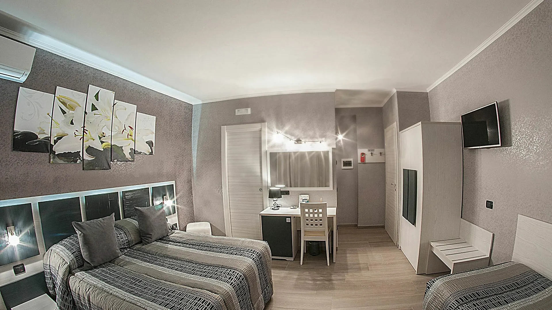 Albis Rooms Guest House Fiumicino